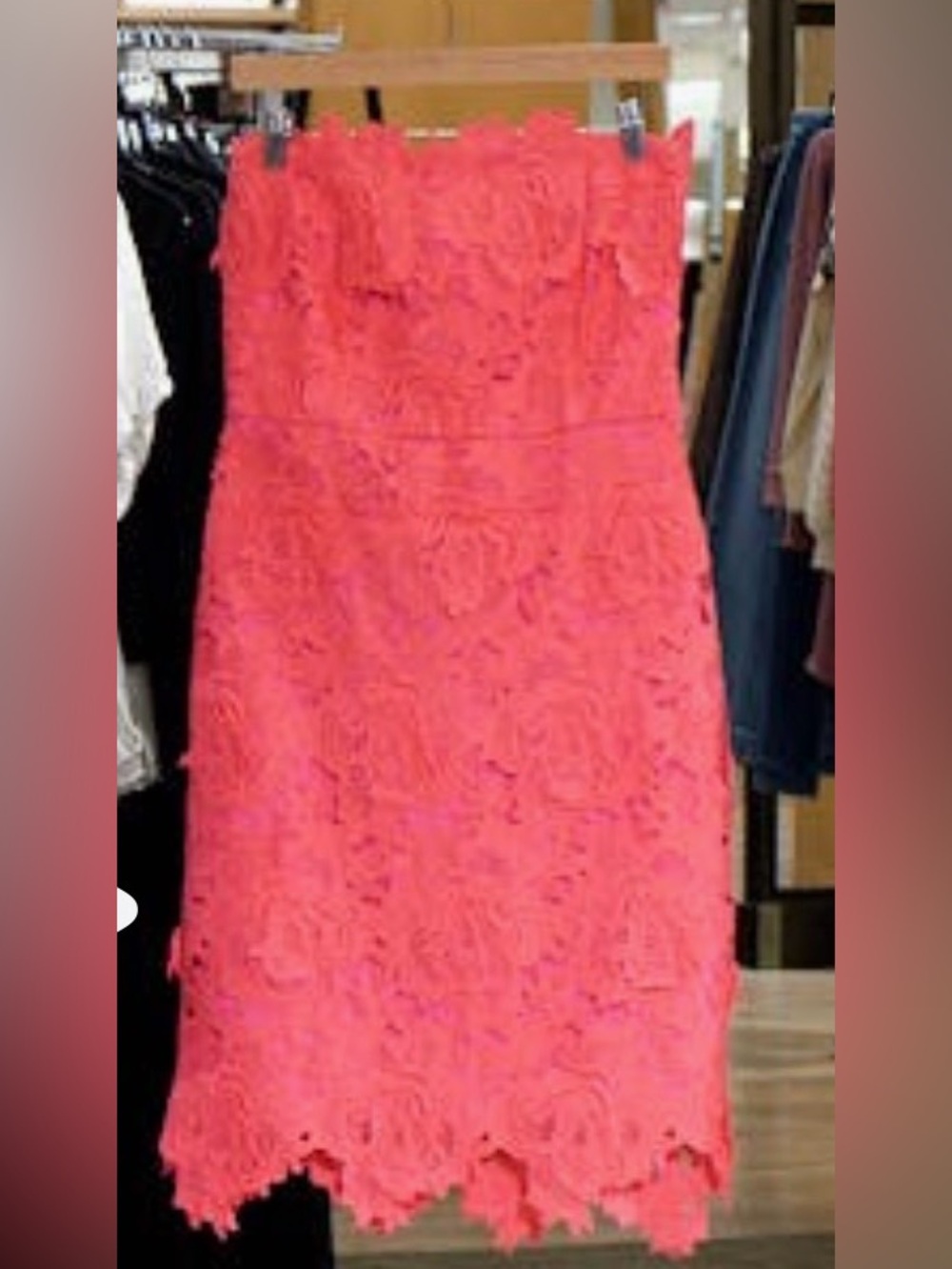 ✅NEW “Adelyn Rae” Jade Strapless
Woven Lace Dress